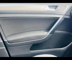 Volkswagen Golf This 2014 Volkswagen Golf TDI SE presents an exceptional opportunity with its remark - 42