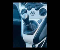 Ford Ka 6 STAMPS, COMES WITH 12 MONTH MOT, AIR CON, ALLOY WHEELS, - 32