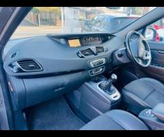 Renault Grand Scenic 2 OWNER FROM NEW SAT NAVIGATION PARKING SENSOR 7 SEATER MOT 21/12/2025/ CHECK W - 30