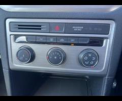 Volkswagen Golf SV 2 OWNERS, £20 ROAD TAX, MOT EXPIRY 17/02/2026, AIR CON, ALLOY WHEELS, CHECK WEBSI - 39