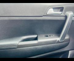 Kia Sportage SAT NAV, REVERSE CAMERA WARRENTEY MILGE CAR CHECK WEBSITE SIDE FOR MORE AUTO CARS MOT E - 37