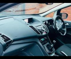 Ford Grand C-Max COMES WITH 12 MONTH MOT,CHECK WEBSITE FOR MORE DEALS, OVER 200 CARS IN STOCK, 12 MO - 26