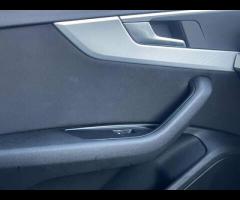 Audi A4 £20 ROAD TAX, SAT NAV, EURO 6, PARKING SENSOR,MOT EXPIRY 11/08/2025, ALLOY WHEELS, CLIMATE C - 45