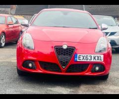 Alfa Romeo Giulietta £35 ROAD TAX, FULL LEATHER FULL MAIN DEALER 6 STOMP COMES WITH 12 MONTH MOT, PA - 3