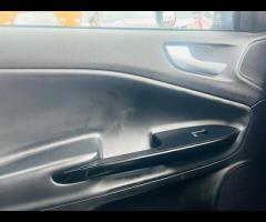 Alfa Romeo Giulietta £35 ROAD TAX, FULL LEATHER FULL MAIN DEALER 6 STOMP COMES WITH 12 MONTH MOT, PA - 26