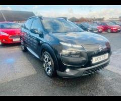 Citroen C4 Cactus 6STAMPS, 0 £ROAD TAX A YEAR, SAT  NAV, PARKING SENSOR,  COMES WITH 12 MONTH MOT, C - 12