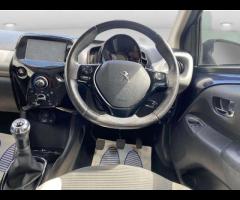 Peugeot 108  2016 PEUGEOT 108 1.2 ALLURE – 66 MPG & ULEZ FREE! 

 ULEZ COMPLIANT! |  MOT UNTIL J - 22