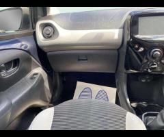 Peugeot 108  2016 PEUGEOT 108 1.2 ALLURE – 66 MPG & ULEZ FREE! 

 ULEZ COMPLIANT! |  MOT UNTIL J - 35