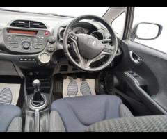 Honda Jazz  2013 HONDA JAZZ 1.4 i-VTEC EX – HUGE BOOT & PANORAMIC ROOF! 

 ULEZ COMPLIANT! |  12 - 22
