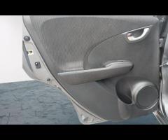 Honda Jazz  2013 HONDA JAZZ 1.4 i-VTEC EX – HUGE BOOT & PANORAMIC ROOF! 

 ULEZ COMPLIANT! |  12 - 40