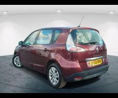 Renault Scenic  2013 RENAULT SCENIC 1.6 dCi – 64 MPG & HUGE BOOT! 

 MOT UNTIL JUNE 2026! |  6 M - 7