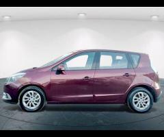 Renault Scenic  2013 RENAULT SCENIC 1.6 dCi – 64 MPG & HUGE BOOT! 

 MOT UNTIL JUNE 2026! |  6 M - 8