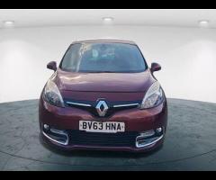 Renault Scenic  2013 RENAULT SCENIC 1.6 dCi – 64 MPG & HUGE BOOT! 

 MOT UNTIL JUNE 2026! |  6 M - 11