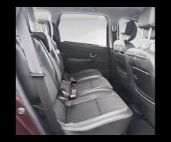 Renault Scenic  2013 RENAULT SCENIC 1.6 dCi – 64 MPG & HUGE BOOT! 

 MOT UNTIL JUNE 2026! |  6 M - 15