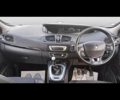 Renault Scenic  2013 RENAULT SCENIC 1.6 dCi – 64 MPG & HUGE BOOT! 

 MOT UNTIL JUNE 2026! |  6 M - 19