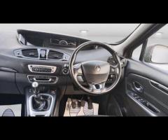 Renault Scenic  2013 RENAULT SCENIC 1.6 dCi – 64 MPG & HUGE BOOT! 

 MOT UNTIL JUNE 2026! |  6 M - 20