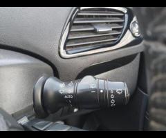 Renault Scenic  2013 RENAULT SCENIC 1.6 dCi – 64 MPG & HUGE BOOT! 

 MOT UNTIL JUNE 2026! |  6 M - 26