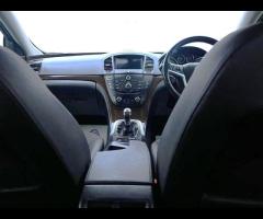 Vauxhall Insignia  Sleek, Smart & Super-Efficient: 2012 Vauxhall Insignia 2.0 CDTi SE Nav 
️ Ult - 22