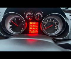 Vauxhall Insignia  Sleek, Smart & Super-Efficient: 2012 Vauxhall Insignia 2.0 CDTi SE Nav 
️ Ult - 31