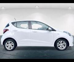 Hyundai i10  2019 HYUNDAI i10 1.0 SE – 1 OWNER & 40K MILES! 

 1 OWNER! |  MOT UNTIL OCT 2026! | - 3