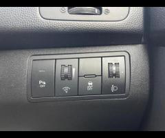 Hyundai ix20  Hyundai ix20 1.6 Active Auto – Only 60K Miles | Grey | Economical & Reliable 

Her - 32