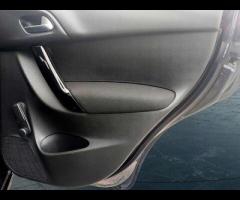 Citroen C3  2013 CITROËN C3 1.2 VTi – 61 MPG & WARRANTY! 

 ONE YEAR MOT! |  6 MONTH WARRANTY! | - 33