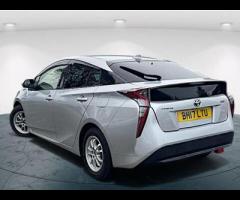 Toyota Prius This 2018 Toyota Prius is a reliable import car that's perfect for drivers who want a s - 6