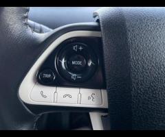 Toyota Prius This 2018 Toyota Prius is a reliable import car that's perfect for drivers who want a s - 22