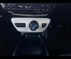 Toyota Prius This 2018 Toyota Prius is a reliable import car that's perfect for drivers who want a s - 37