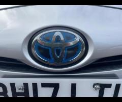 Toyota Prius This 2018 Toyota Prius is a reliable import car that's perfect for drivers who want a s - 45