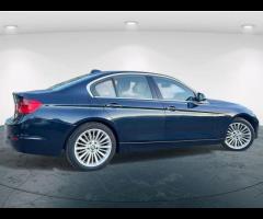 BMW 3 Series  2013 BMW 325d LUXURY AUTO - FULL HISTORY & 61 MPG! 

 TIMING CHAIN |  61 MPG & - 4