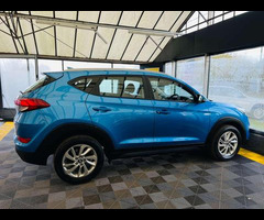 Hyundai Tucson 1.7 Tucson SE Nav Blue Drive 2WD CRDi 5dr - 9