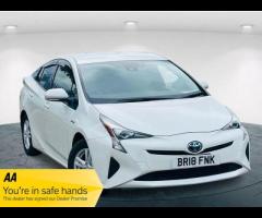 Toyota Prius This 2018 Toyota Prius is a reliable import car that's perfect for drivers who want a s