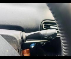 Toyota Prius This 2018 Toyota Prius is a reliable import car that's perfect for drivers who want a s - 29