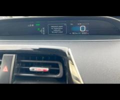 Toyota Prius This 2018 Toyota Prius is a reliable import car that's perfect for drivers who want a s - 35