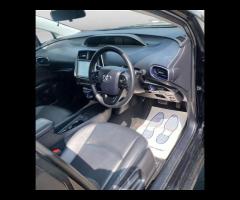 Toyota Prius Experience the pinnacle of efficient and intelligent driving. This impeccable 2020 Toyo - 12