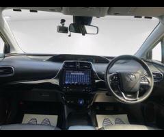 Toyota Prius Experience the pinnacle of efficient and intelligent driving. This impeccable 2020 Toyo - 18