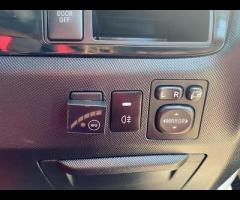 Toyota Estima Aeras G  THE ULTIMATE FAMILY SPACE SHUTTLE ON A BUDGET! 

2013 Toyota Estima Aeras G 2 - 32