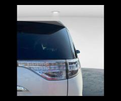 Toyota Estima Aeras G  THE ULTIMATE FAMILY SPACE SHUTTLE ON A BUDGET! 

2013 Toyota Estima Aeras G 2 - 51