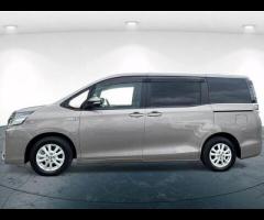 Toyota Voxy  2018 TOYOTA VOXY NOAH HYBRID - FRESH JAPANESE IMPORT & ULEZ FREE! 

 ULEZ COMPLIANT - 8