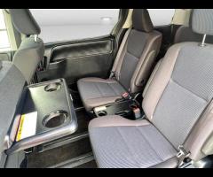 Toyota Voxy  2018 TOYOTA VOXY NOAH HYBRID - FRESH JAPANESE IMPORT & ULEZ FREE! 

 ULEZ COMPLIANT - 27