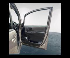 Toyota Voxy  2018 TOYOTA VOXY NOAH HYBRID - FRESH JAPANESE IMPORT & ULEZ FREE! 

 ULEZ COMPLIANT - 51