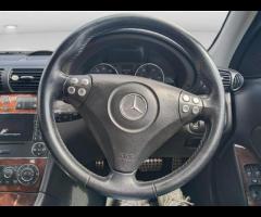 Mercedes-Benz C Class Discover the luxury and power of the Mercedes-Benz C-Class 2.1 C220 CDI Elegan - 25