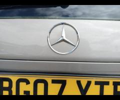 Mercedes-Benz C Class Discover the luxury and power of the Mercedes-Benz C-Class 2.1 C220 CDI Elegan - 49