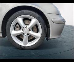 Mercedes-Benz C Class Discover the luxury and power of the Mercedes-Benz C-Class 2.1 C220 CDI Elegan - 54