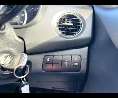 Hyundai i10  2020 HYUNDAI i10 1.0 PLAY - ULEZ FREE, HUGE MOT & LOW MILES! 

 ULEZ COMPLIANT! | - 31