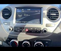 Hyundai i10  2020 HYUNDAI i10 1.0 PLAY - ULEZ FREE, HUGE MOT & LOW MILES! 

 ULEZ COMPLIANT! | - 35