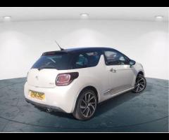 DS AUTOMOBILES DS 3  2017 DS 3 1.2 PURETECH GIVENCHY – 66 MPG & ULEZ FREE! 

 ULEZ COMPLIANT! | - 4