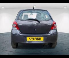 Toyota Yaris With a MOT valid until June 2026, this 2011 Toyota Yaris 1.33L Petrol Dual VVT-i T Spir - 6