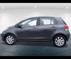 Toyota Yaris With a MOT valid until June 2026, this 2011 Toyota Yaris 1.33L Petrol Dual VVT-i T Spir - 8